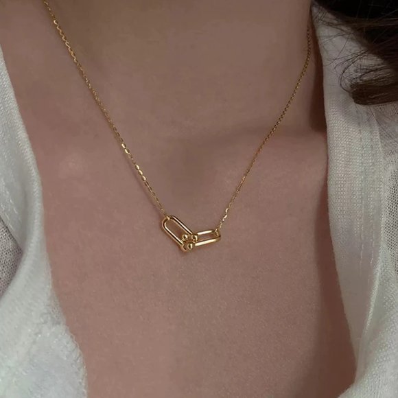 NEW Silver/Gold Simple Double Lock Necklace - Picture 4 of 5